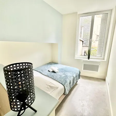 Le Pantheon, Urbain Et Authentique Apartment Limoges Exterior photo